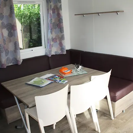 Mobile Homes By Kelair At Castell Montgri Camping *